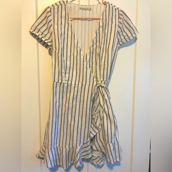 Abercrombie & Fitch Striped Wrap Dress |Size Small - Picture 1 of 7